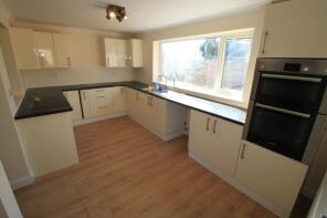 521, Watling Street, Mile Oak, Tamworth B78 3NF