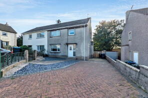 52, Heatherfields, Maryport CA15 7RS