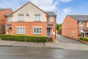 45, Maple Close, Bedford MK45 5EF