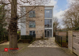 Flat 2, Bridge House, Roding Road, Loughton IG10 3ED