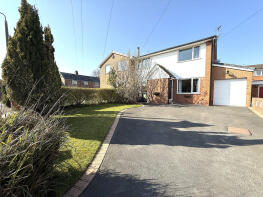 3, Wentworth Avenue, Preston PR4 0UD