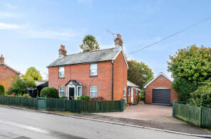 Stanley Cottage, Winsor Road, Southampton SO40 2HP