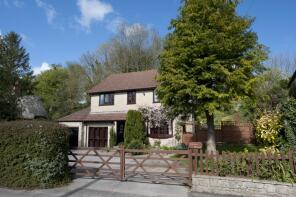Ashton House, Cheselbourne DT2 7NP