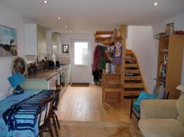 3, Harbour Lights, Fore Street, Penzance TR18 5JR