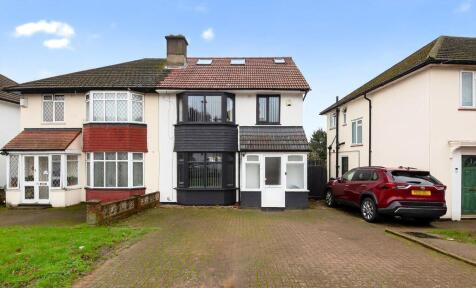 Harcourt Avenue, Edgware, HA8