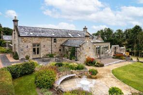 Clatto Stables, U053 From Ivy Cottage To B939 Junction Near Broomside, Cupar KY15 5UE