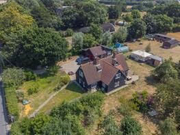 Oakdene, Chapel Road, Clacton-on-sea CO16 0AR