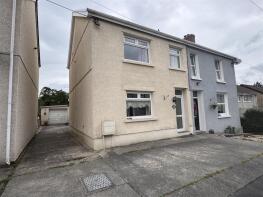 23, Rawlings Road, Llandybie, Ammanford SA18 3YD