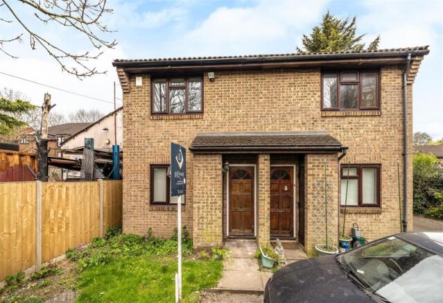 Sheldon Close-8.JPG