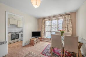 10, Wheat Sheaf Close, London E14 9UU