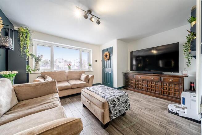 Living Room.jpg