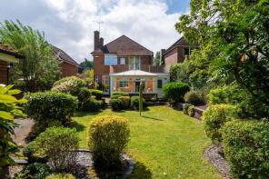 162, Dobcroft Road, Sheffield S11 9LH