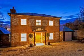 Collingtree, Bighton Road, Alresford SO24 9RB