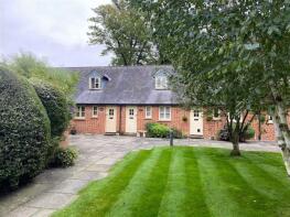 4, The Courtyard, Hertingfordbury Road, Hertford SG14 2SD