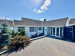 27, Hillview Gardens, Bristol BS40 9UH