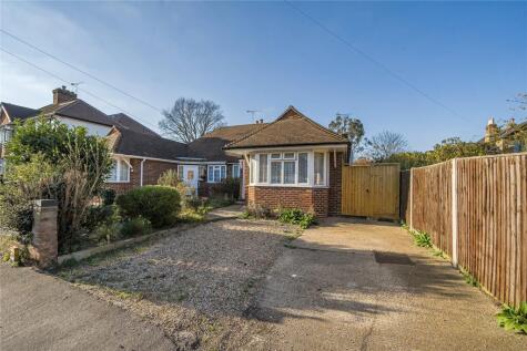 Liberty Lane, Addlestone, Surrey, KT15