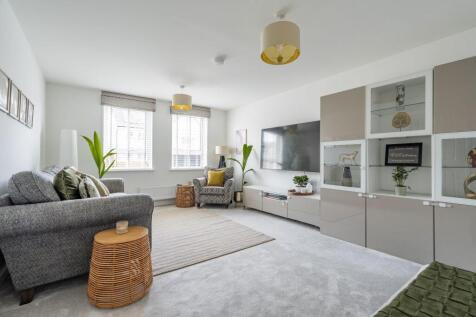 13 Veresmith Road, Edinburgh, EH12 0HD
