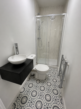 Shower room 