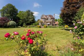 Beechwood Grange, Woodlands Road, Harpsden, Henley-on-thames RG9 4AB