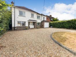 26, Fairthorne Way, Shrivenham, Swindon SN6 8EB