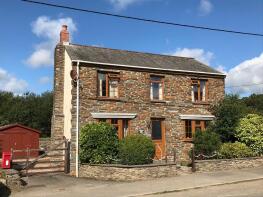 Cherry Tree Cottage, A389 Between Gonvena Hill And St Mabyn Hill, Sladesbridge, Wadebridge PL27 6JB