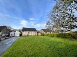Midwood, Chelynch Road, Doulting, Shepton Mallet BA4 4PZ
