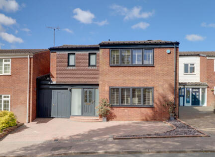 Crown Street, Redbourn, AL3