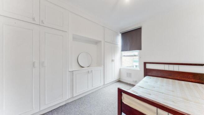 Upper level double bedroom