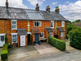 19, Eythrope Road, Aylesbury HP17 8PH