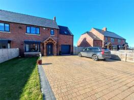 Blackthorn, Main Road, Louth LN11 0PF
