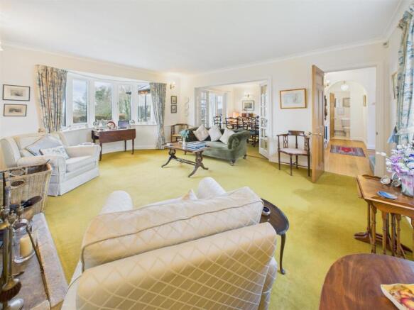 SITTING ROOM