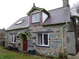 Tan Dderwen, Coed Y Parc, Bethesda LL57 4YS
