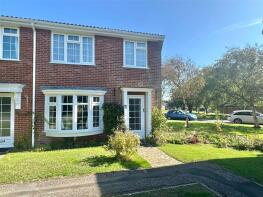 3, Windmill Close, Lymington SO41 0SX