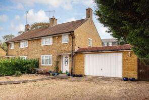 65, Hillside, Banstead SM7 1ES