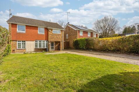 Grattons Drive, Crawley, RH10