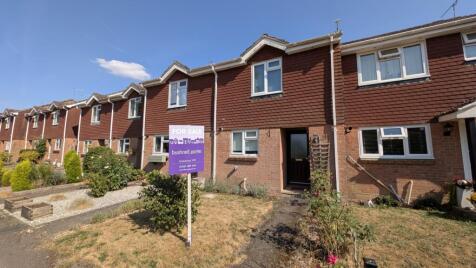 Campion Close, Lindford, Hampshire, GU35