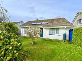 10, Ashdown Close, Sticker PL26 7EU