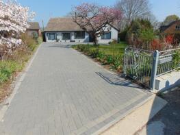 Meadowcroft, Lawn Road, Ashleworth, Gloucester GL19 4JL
