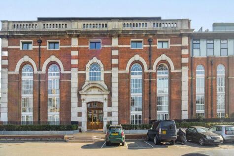Great West Road, Hammersmith, W6