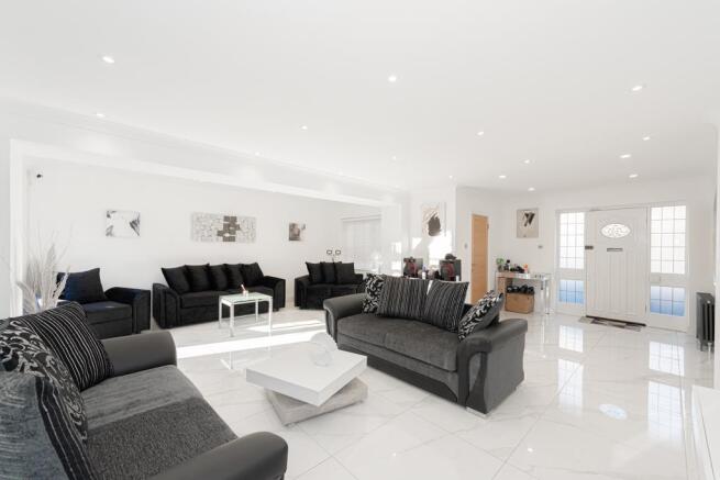 (Rightmove) 10.jpg