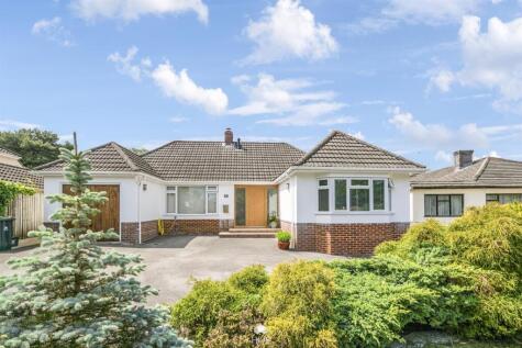 Meadow Close, West Parley
