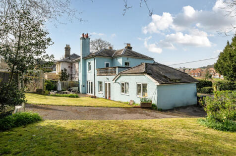 Basingstoke Road, Alton, Hampshire, GU34