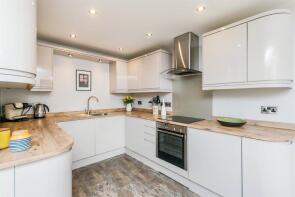 6, Ivy Bank House, Ivy Bank Close, Ingbirchworth, Sheffield S36 7GU