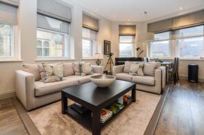 Flat 17, 8, King Street, Manchester M2 6AQ