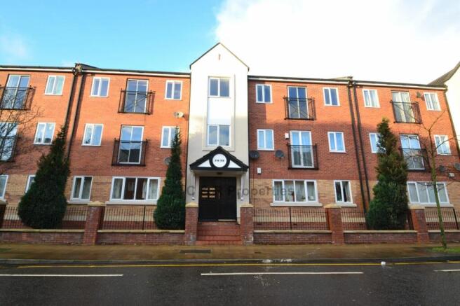 2 bedroom Apartment for sale