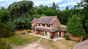 Highfield House, Frilsham Yattendon, Thatcham RG18 0XT