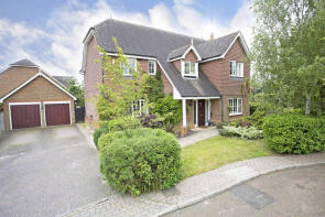 1, Pryors Wood, Horsham RH12 3SZ