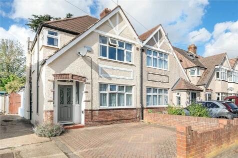 Rydal Gardens, Whitton