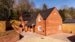 Crofts Cottage, Bagot Street, Rugeley WS15 3DB
