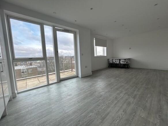 Lounge 2.jpg